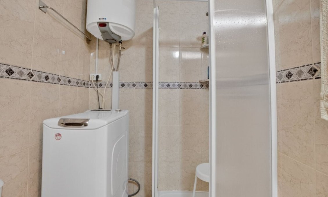Wiederverkauf - Wohnung -
Torrevieja - Costa Blanca