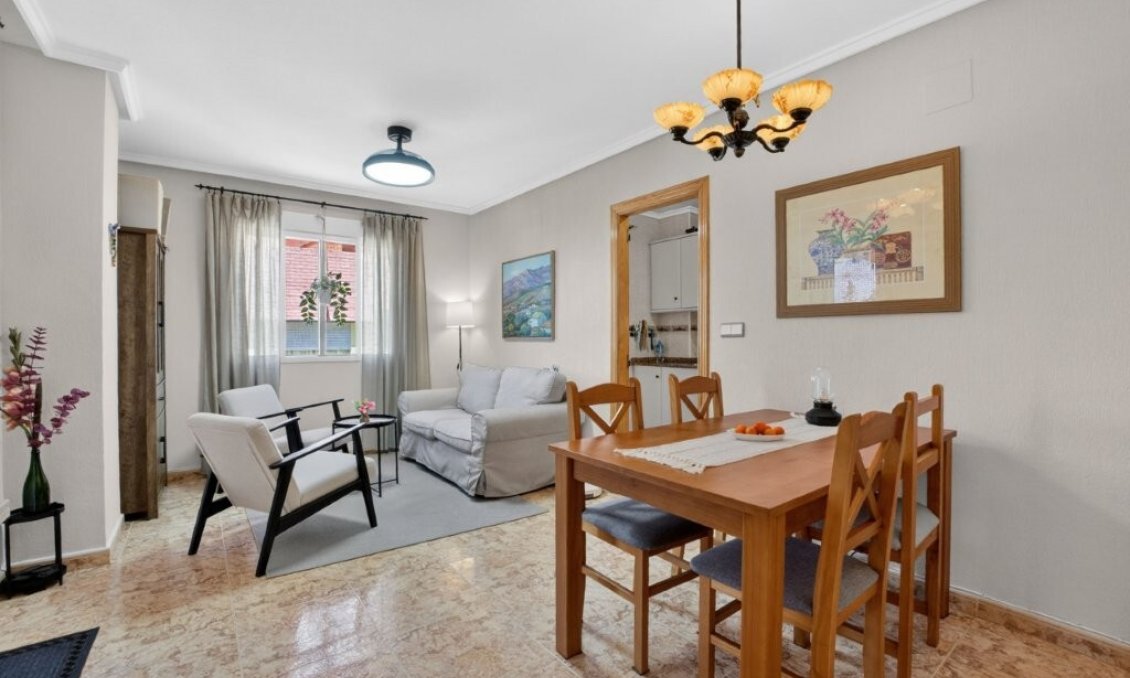 Wiederverkauf - Wohnung -
Torrevieja - Costa Blanca