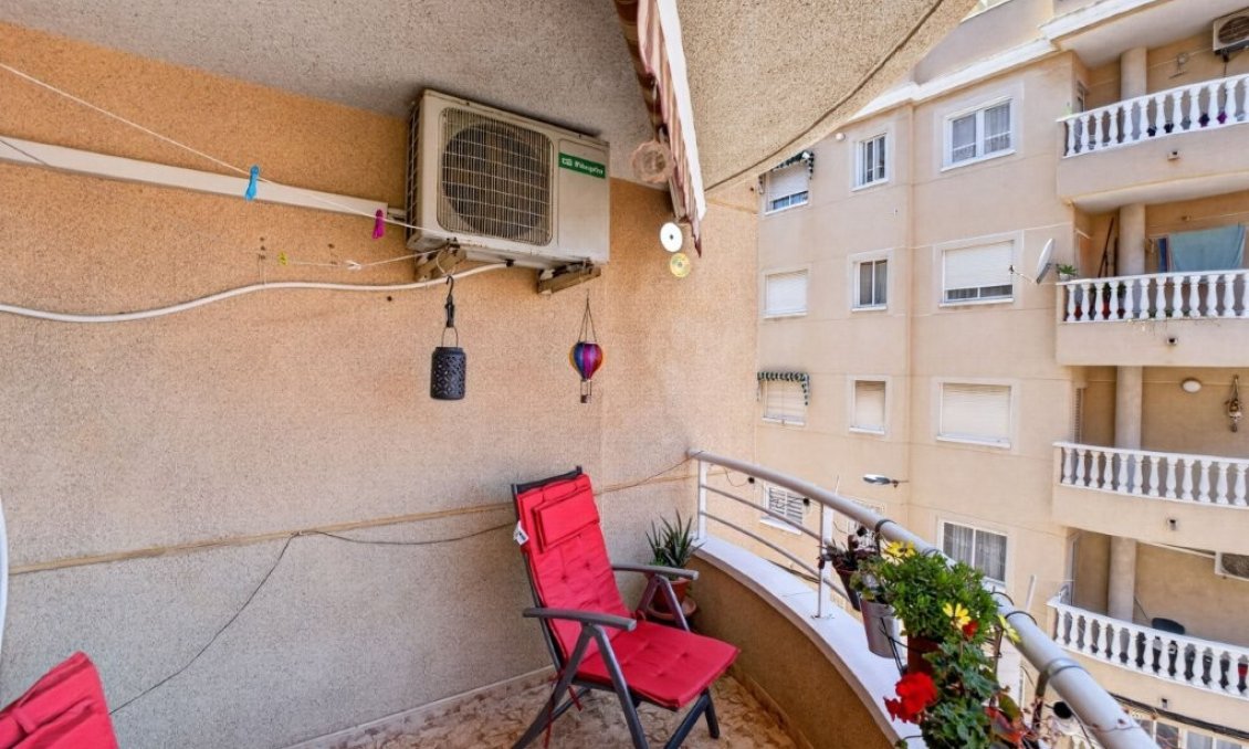 Wiederverkauf - Wohnung -
Torrevieja - Costa Blanca
