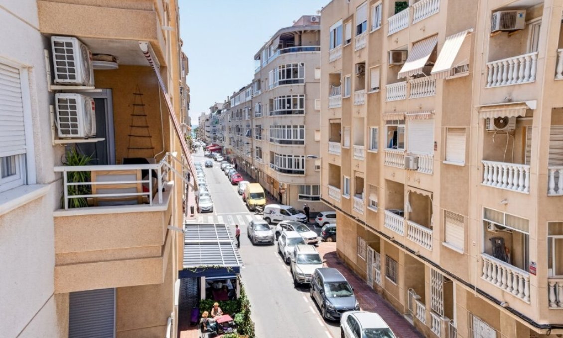 Wiederverkauf - Wohnung -
Torrevieja - Costa Blanca