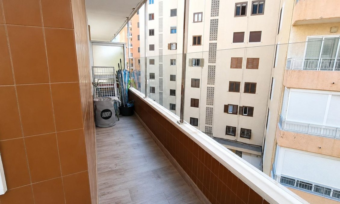 Resale - Apartment -
Torrevieja - Playa del Cura