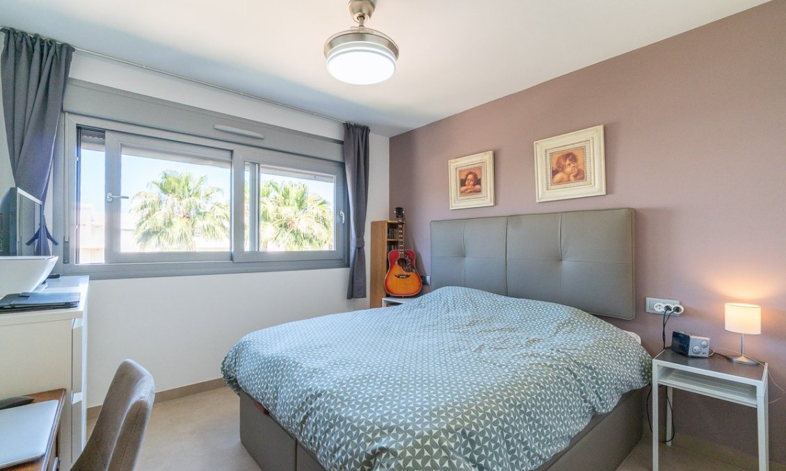 Resale - Bungalow -
Vistabella Golf Entre Naranjos - Inland