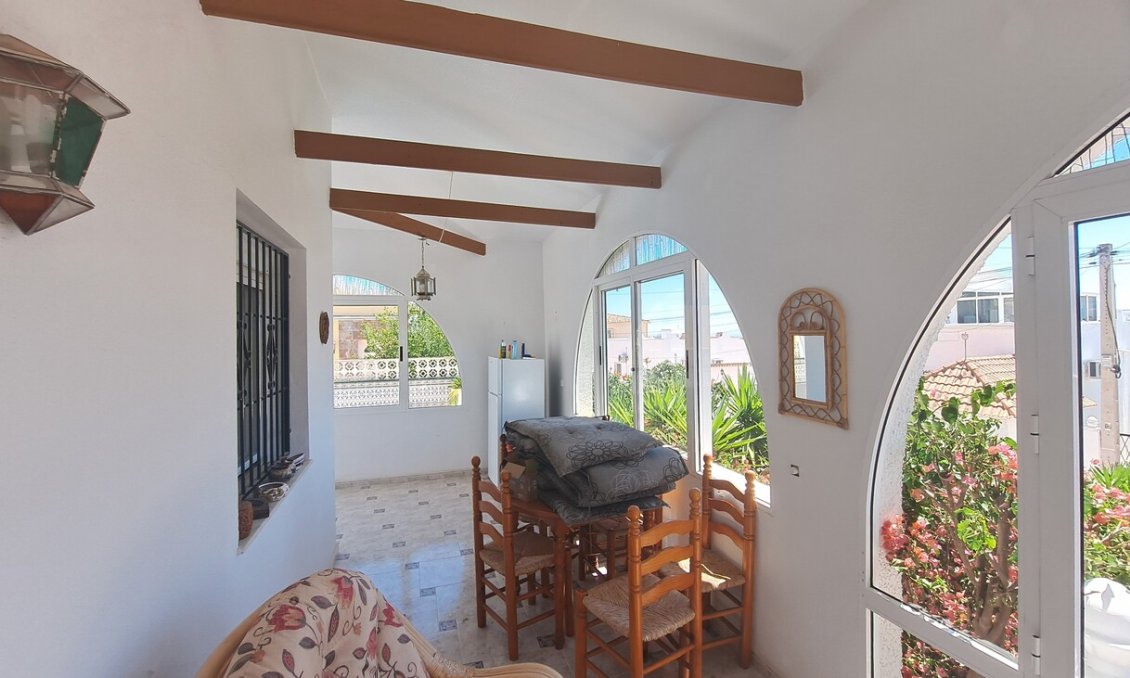 Resale - Villa -
San Miguel de Salinas - Inland