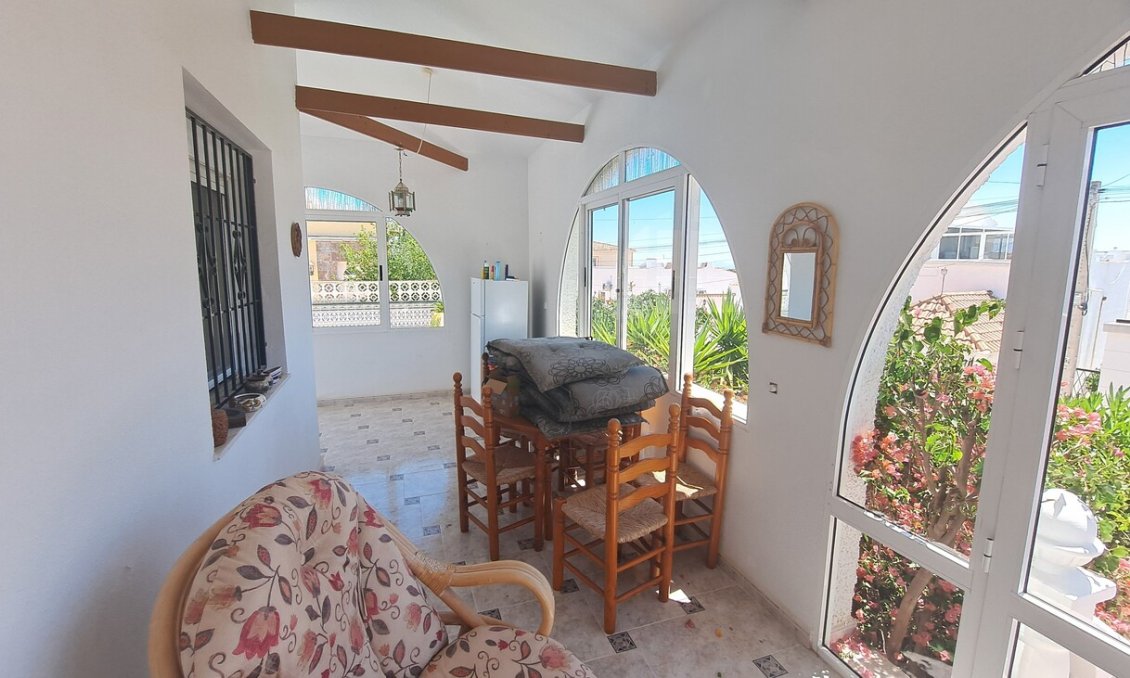 Resale - Villa -
San Miguel de Salinas - Inland