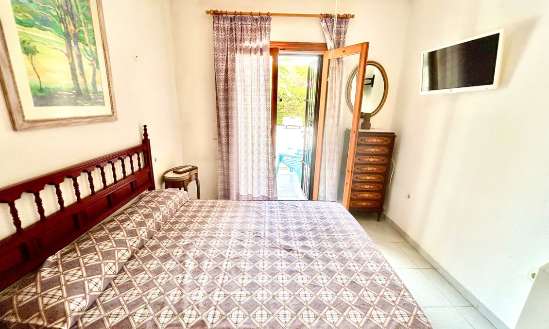 Segunda mano - Villa -
La Zenia - Costa Blanca