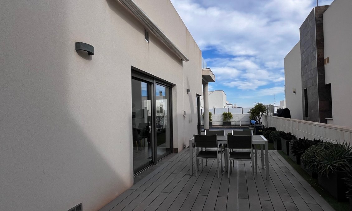 Wiederverkauf - Villa -
Orihuela Costa - Costa Blanca