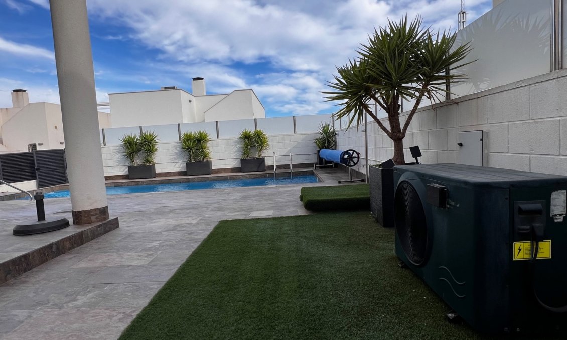 Wiederverkauf - Villa -
Orihuela Costa - Costa Blanca