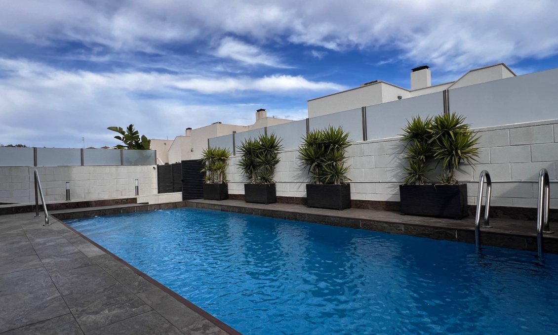 Wiederverkauf - Villa -
Orihuela Costa - Costa Blanca