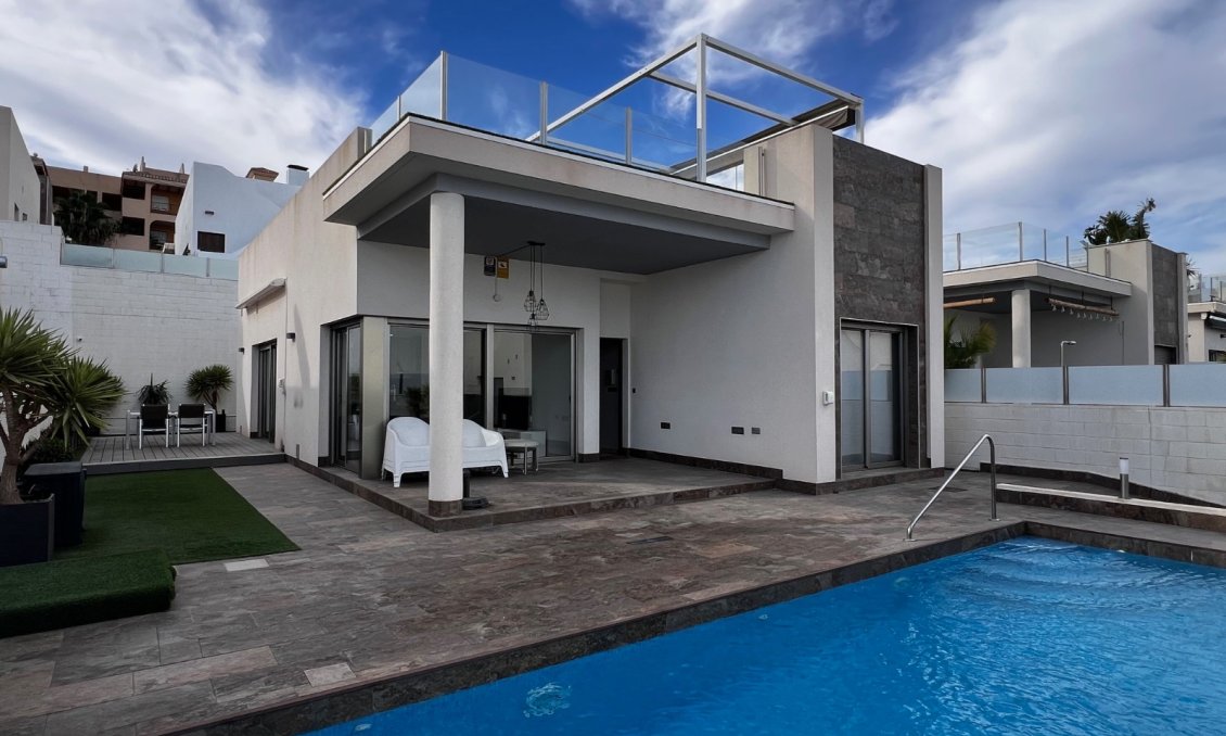 Wiederverkauf - Villa -
Orihuela Costa - Costa Blanca