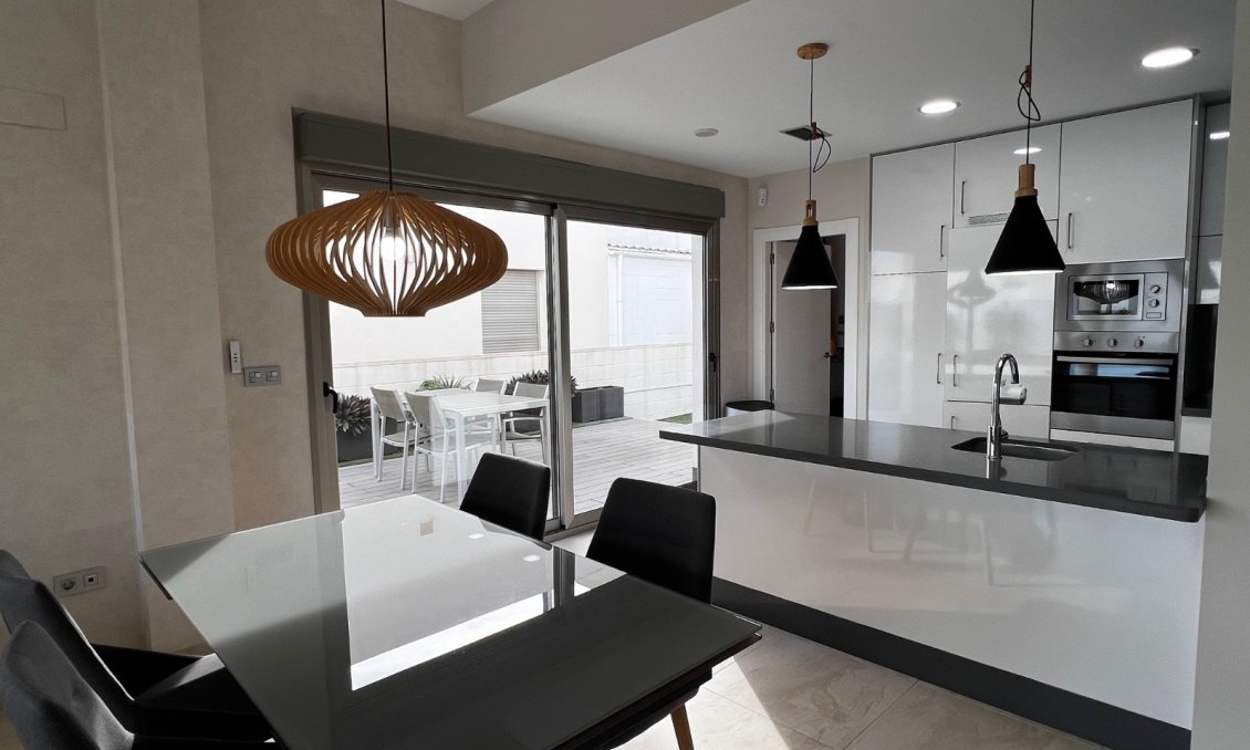 Wiederverkauf - Villa -
Orihuela Costa - Costa Blanca