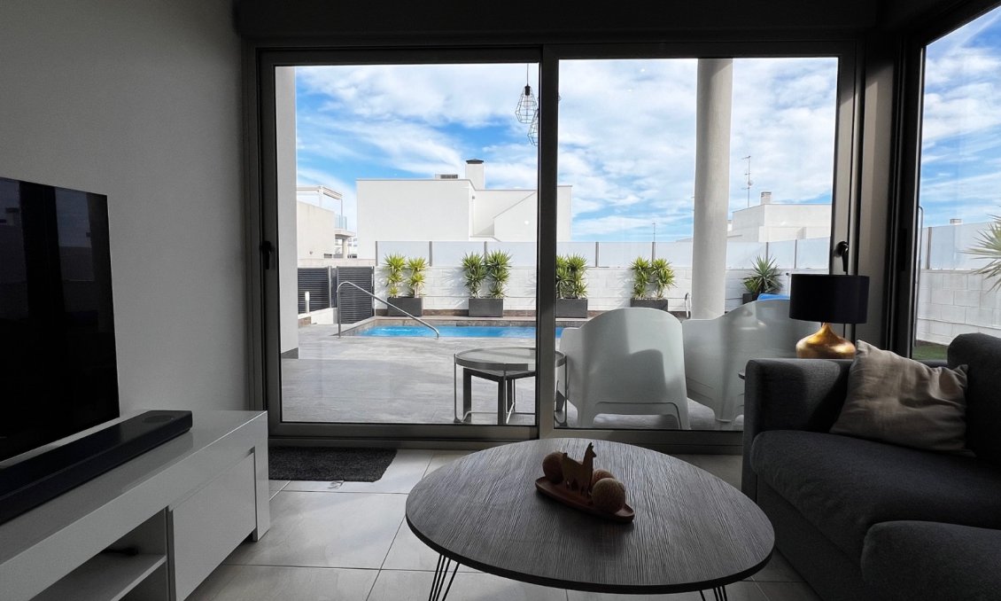 Wiederverkauf - Villa -
Orihuela Costa - Costa Blanca