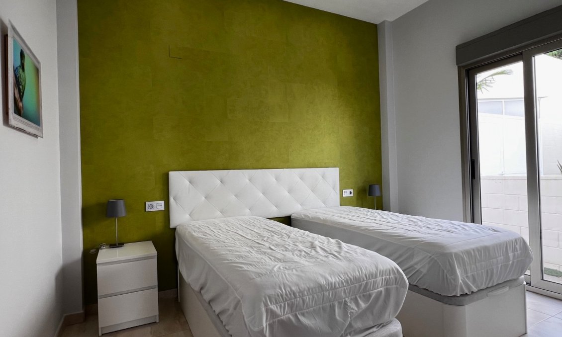 Wiederverkauf - Villa -
Orihuela Costa - Costa Blanca
