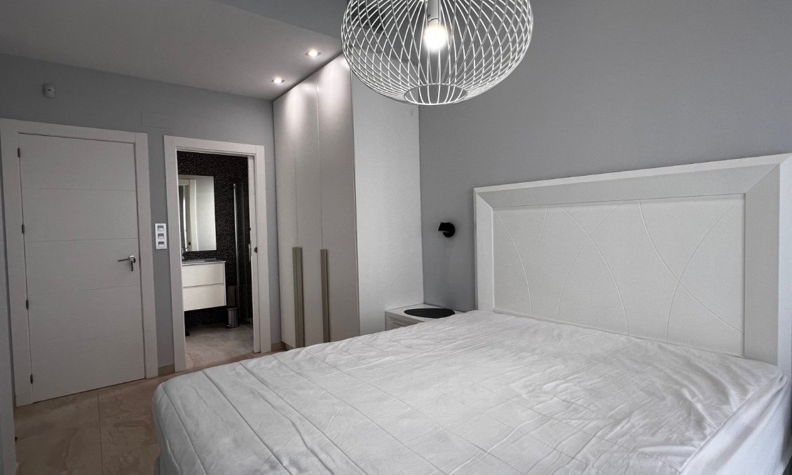 Wiederverkauf - Villa -
Orihuela Costa - Costa Blanca