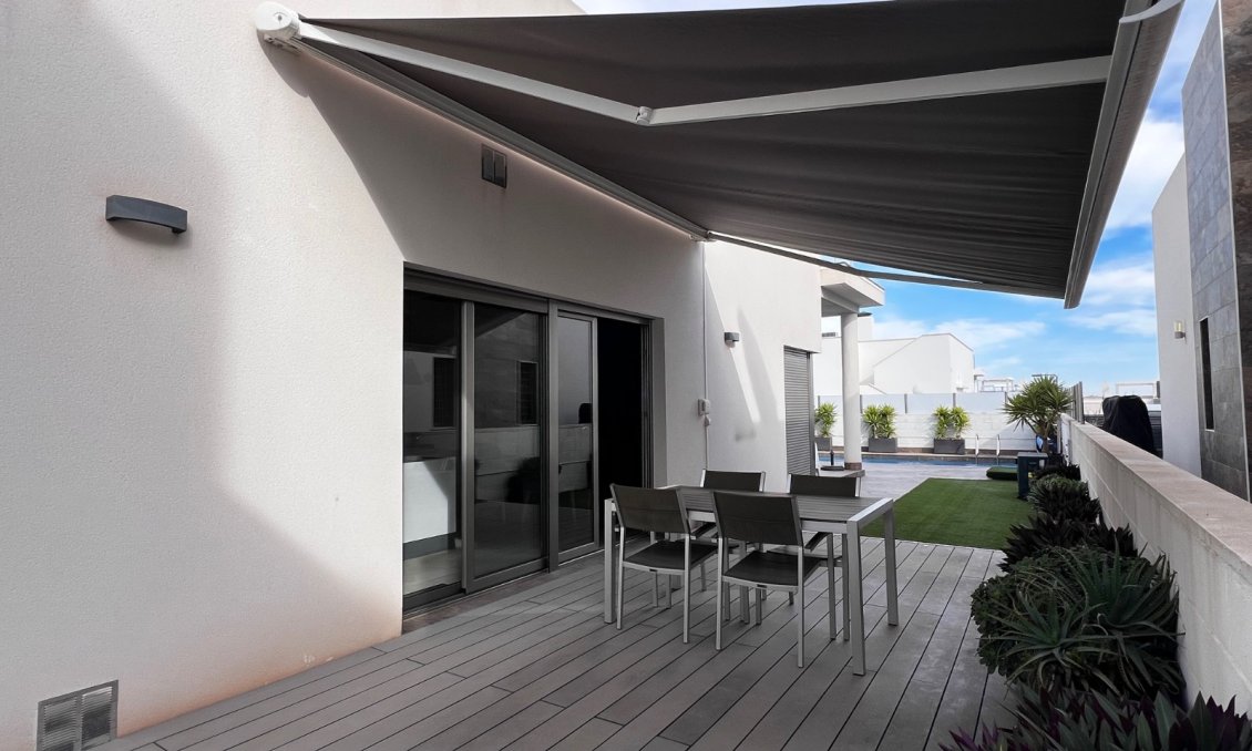Wiederverkauf - Villa -
Orihuela Costa - Costa Blanca
