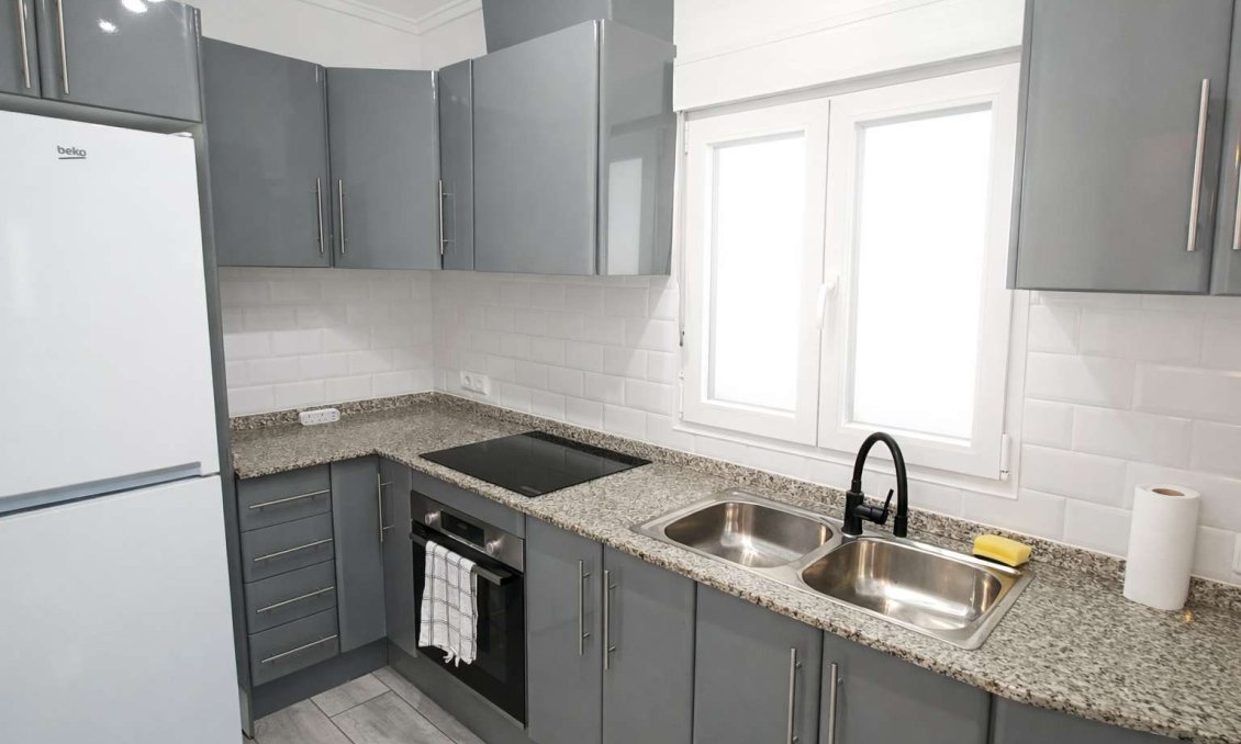 Resale - Villa -
Rojales - Inland