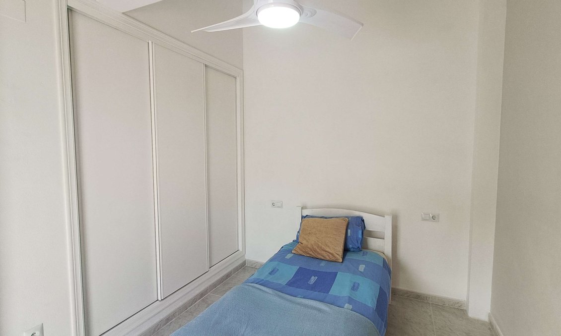 Resale - Villa -
Rojales - Inland