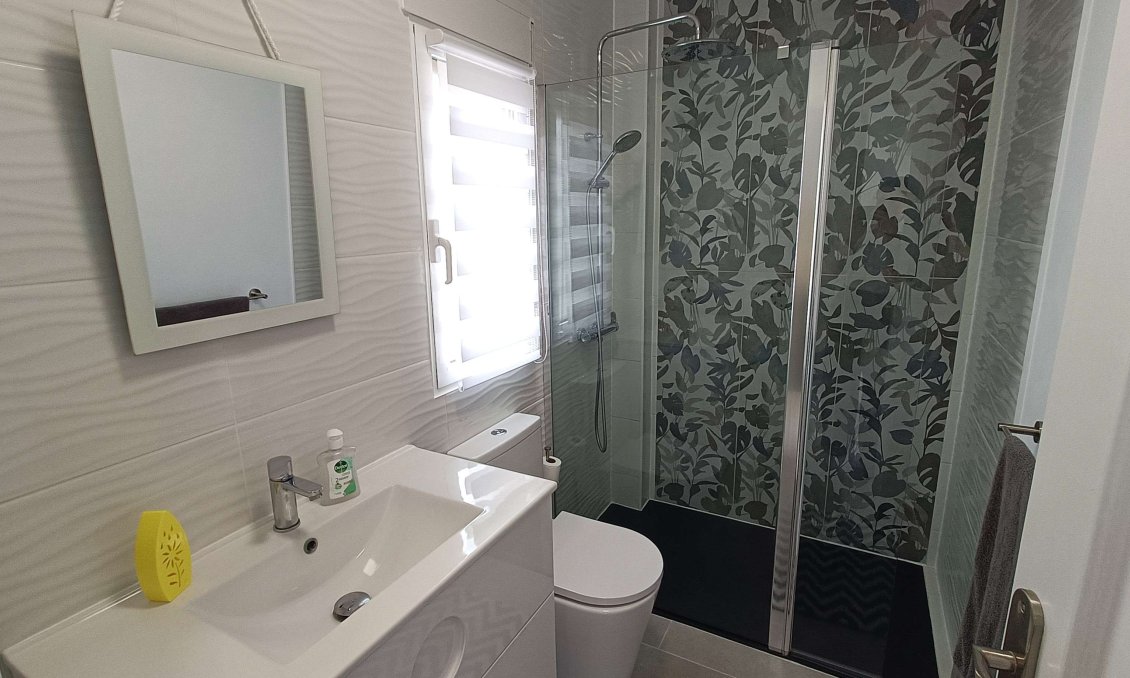 Resale - Villa -
Rojales - Inland