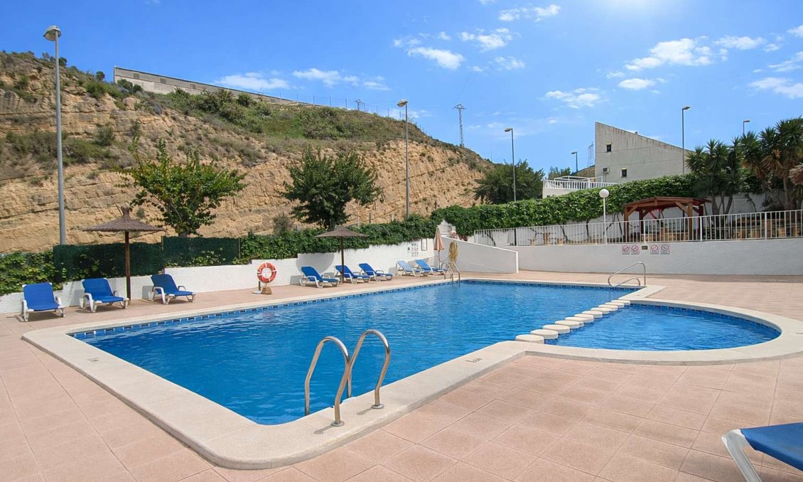 Resale - Villa -
Rojales - Inland
