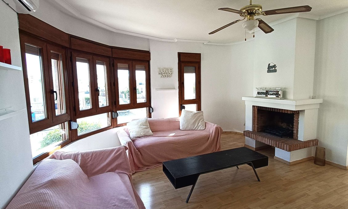 Resale - Villa -
Algorfa - Inland