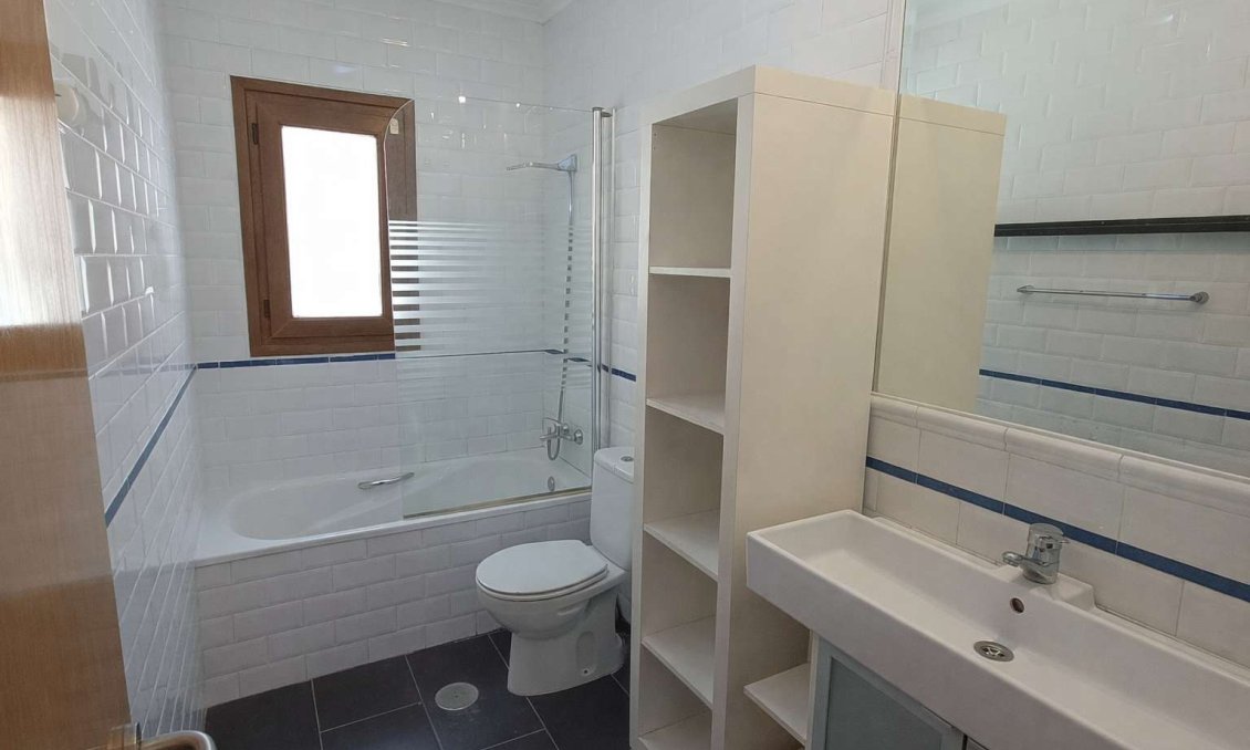 Resale - Villa -
Algorfa - Inland