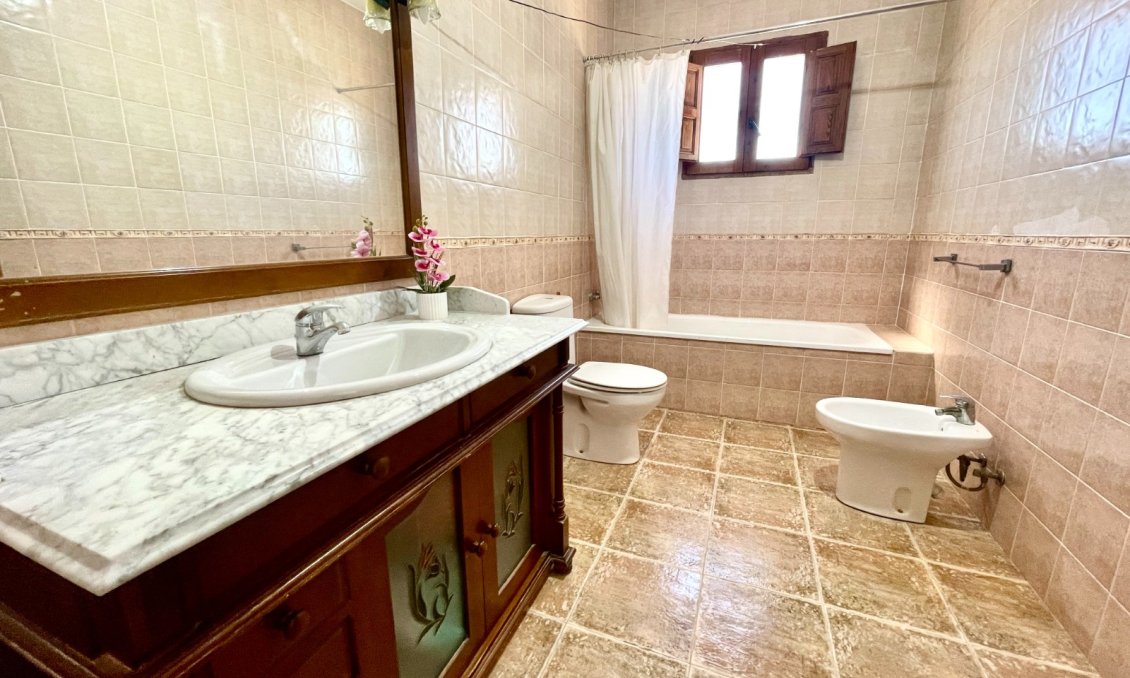 Wiederverkauf - Villa -
Catral - Costa Blanca