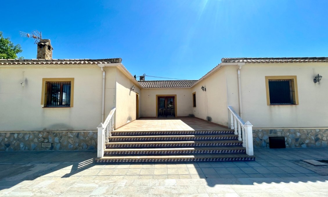 Wiederverkauf - Villa -
Catral - Costa Blanca