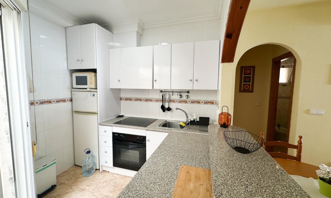 Wiederverkauf - Wohnung -
Orihuela - Inland