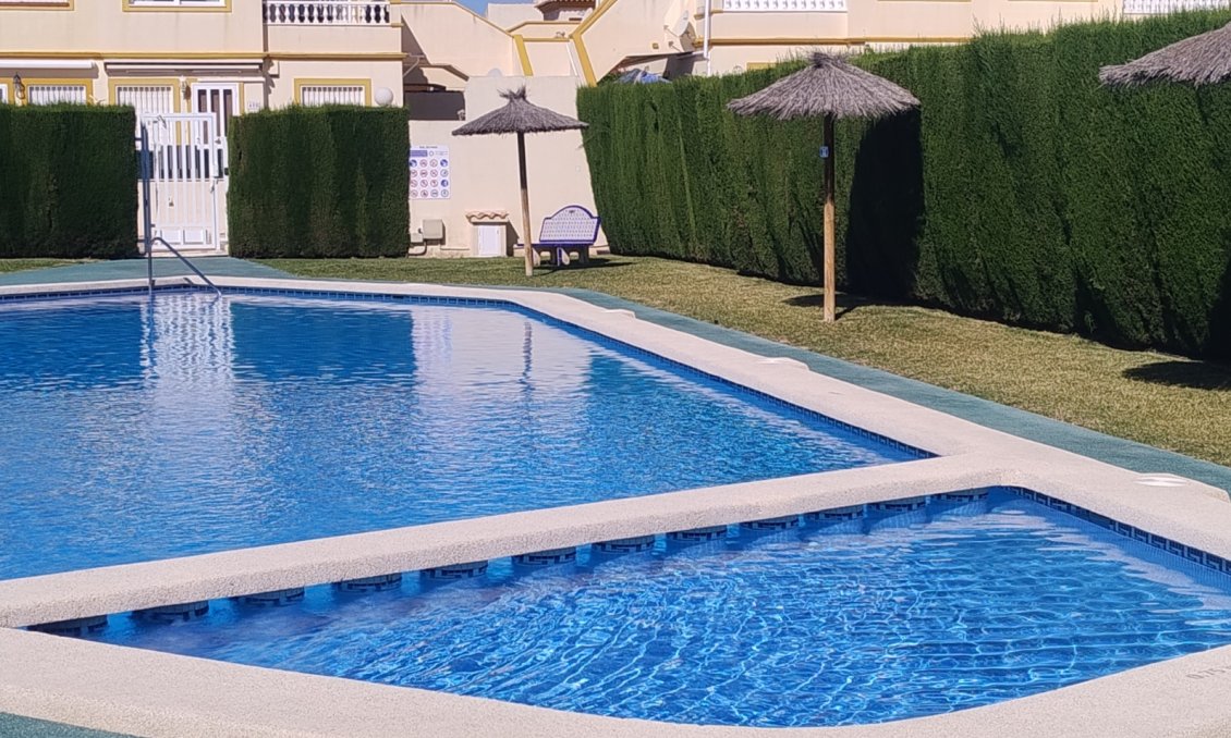 Wiederverkauf - Wohnung -
Orihuela - Inland