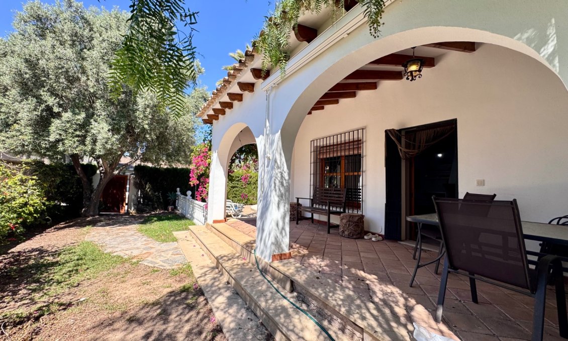 Wiederverkauf - Villa -
Orihuela Costa - Costa Blanca