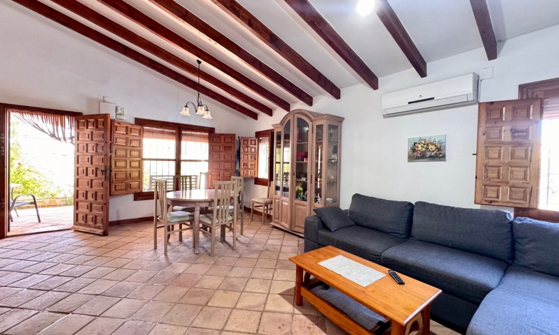 Wiederverkauf - Villa -
Orihuela Costa - Costa Blanca