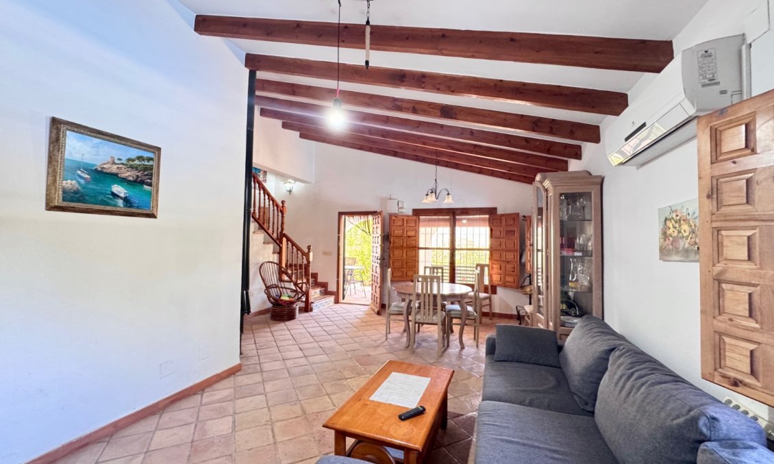 Wiederverkauf - Villa -
Orihuela Costa - Costa Blanca