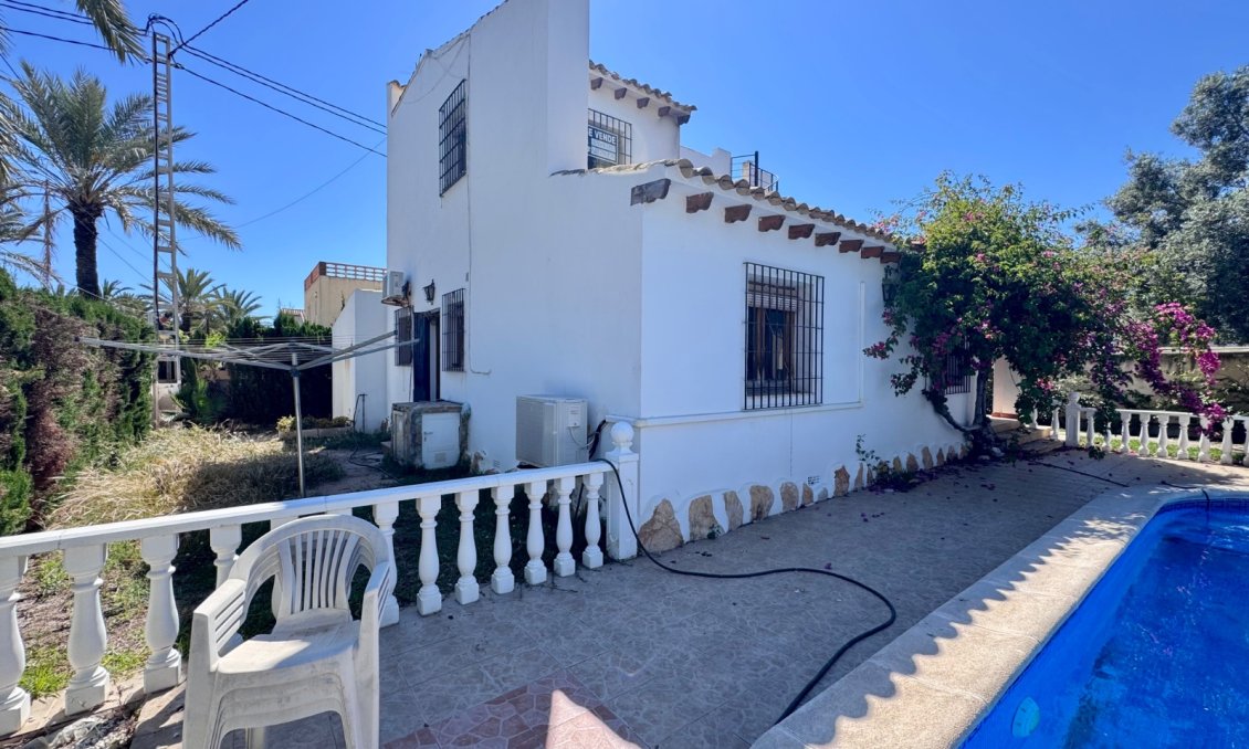 Wiederverkauf - Villa -
Orihuela Costa - Costa Blanca