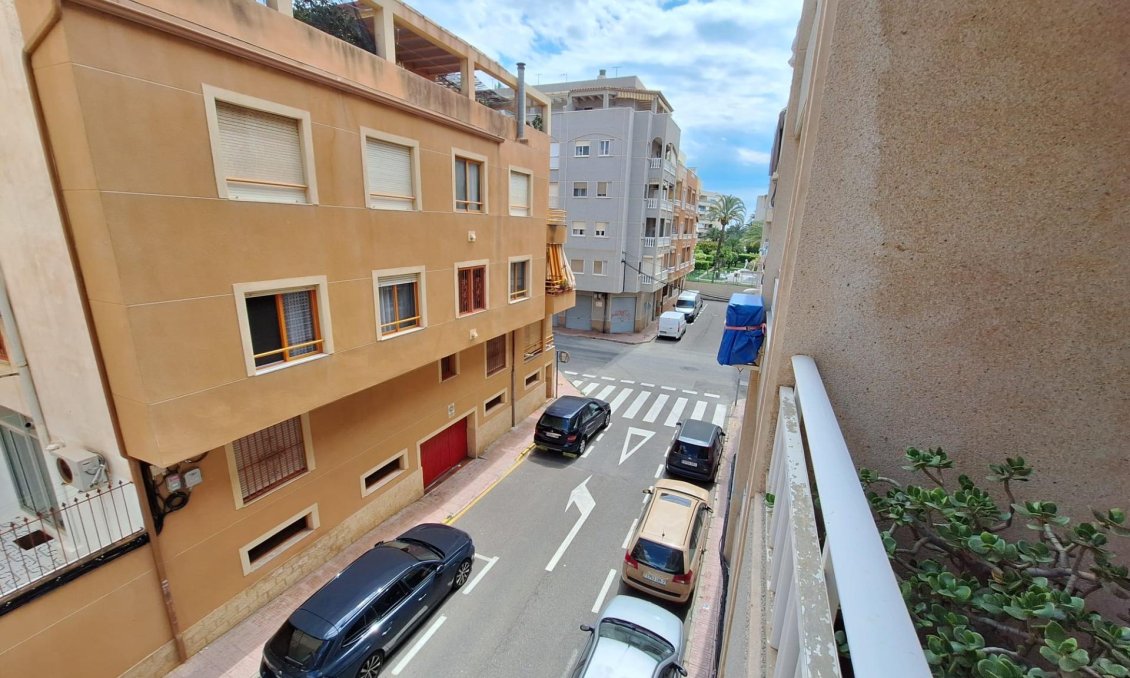 Wiederverkauf - Wohnung -
Torrevieja - Playa de los Locos