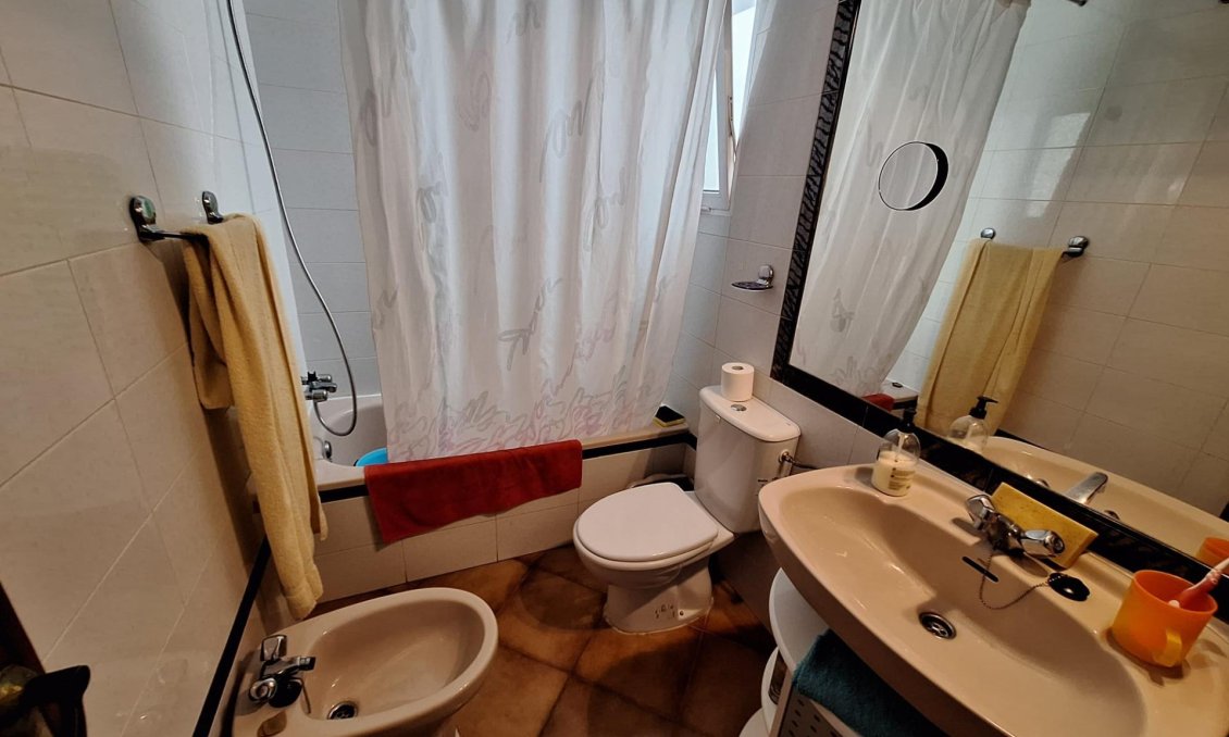 Wiederverkauf - Wohnung -
Torrevieja - Playa de los Locos