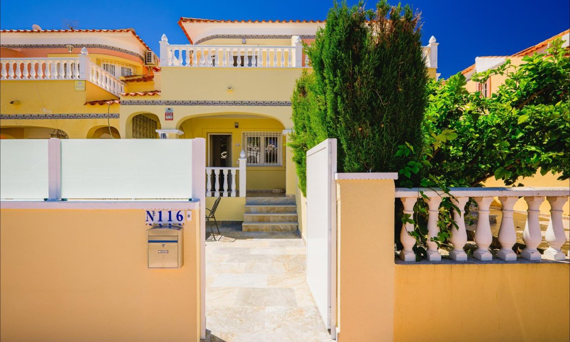 Wiederverkauf - Stadthaus -
Orihuela Costa - Las Filipinas