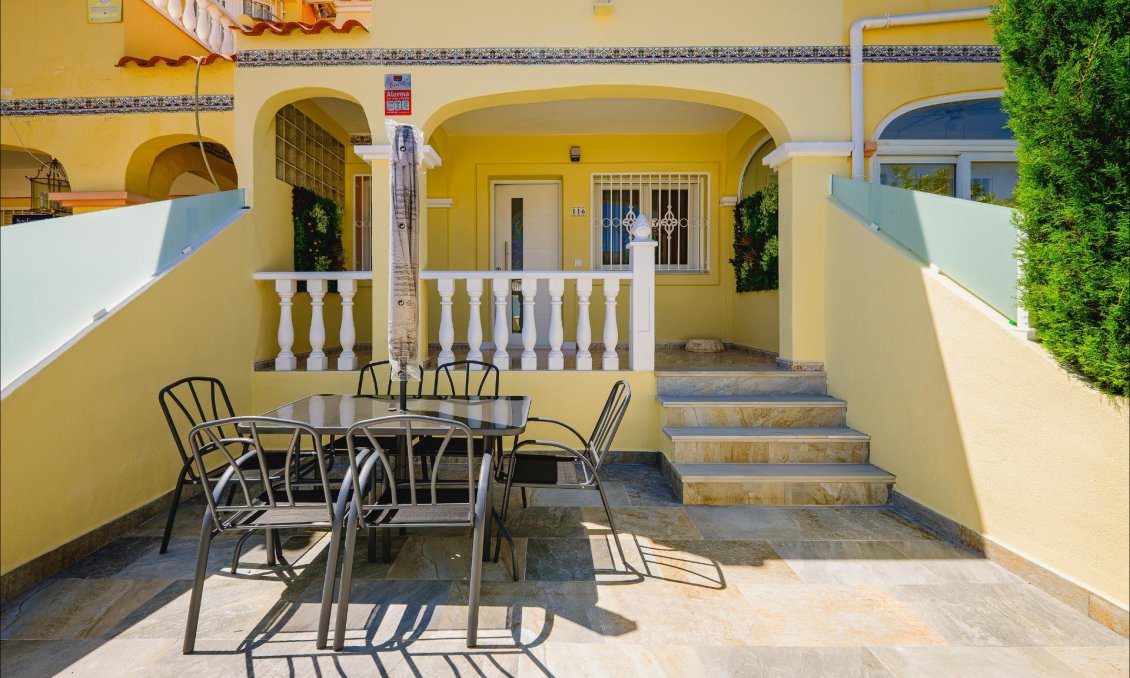 Wiederverkauf - Stadthaus -
Orihuela Costa - Las Filipinas