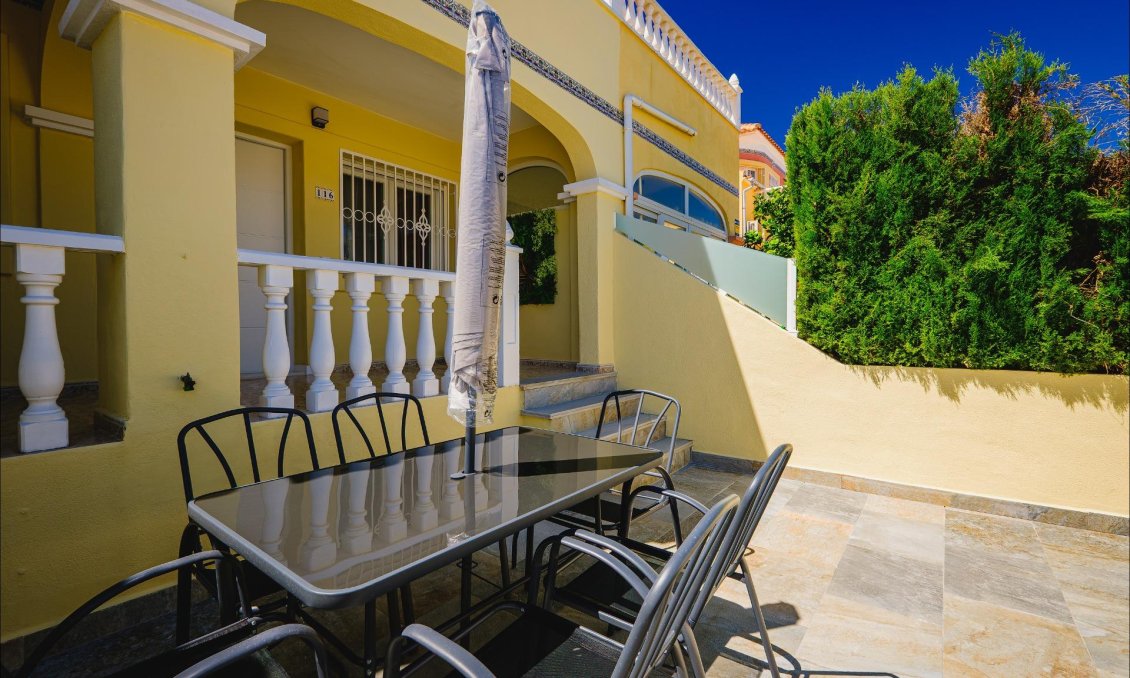 Wiederverkauf - Stadthaus -
Orihuela Costa - Las Filipinas