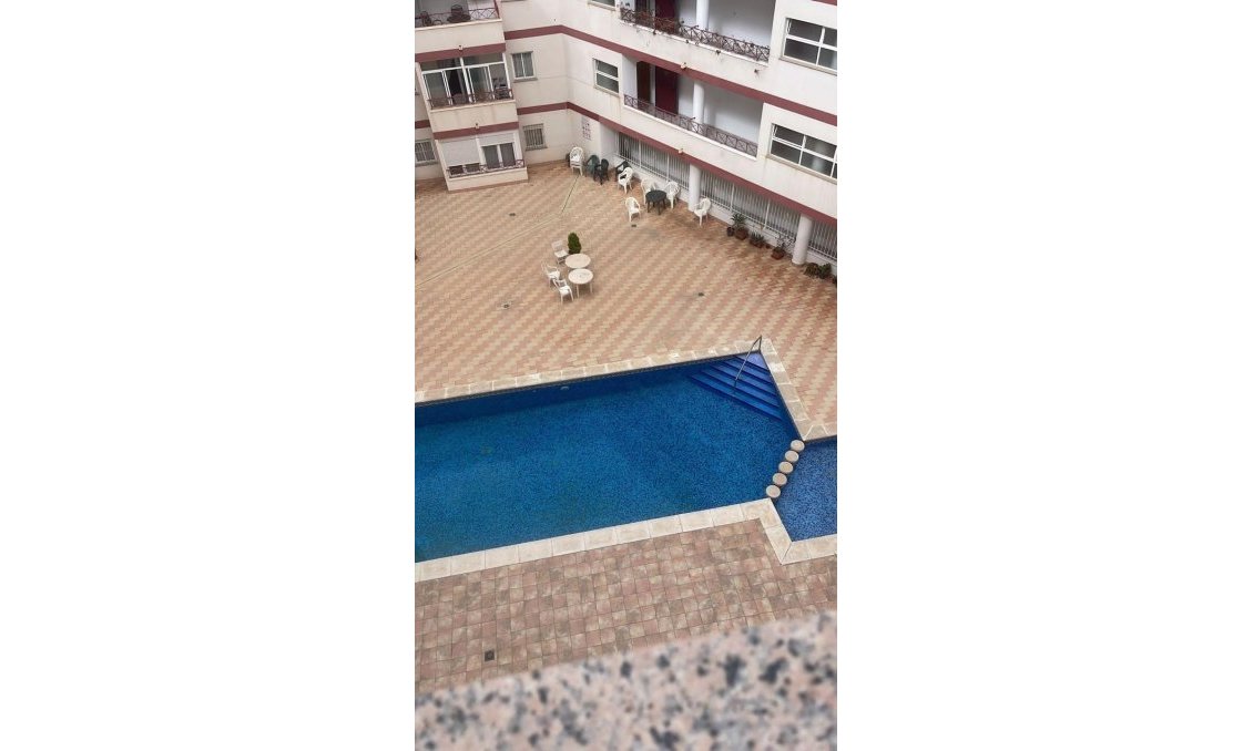 Wiederverkauf - Wohnung -
Torrevieja - Playa de los Locos