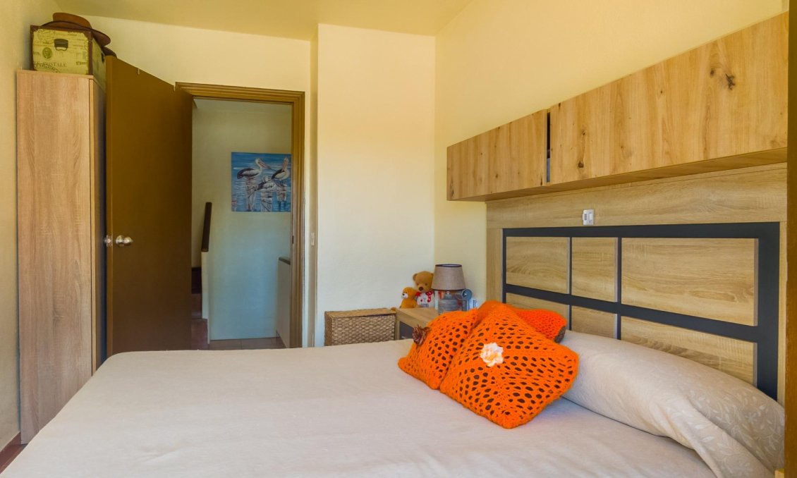 Wiederverkauf - Stadthaus -
Torrevieja - Nueva Torrevieja