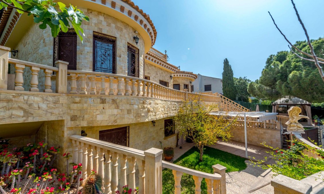 Segunda mano - Villa -
Orihuela Costa - Costa Blanca