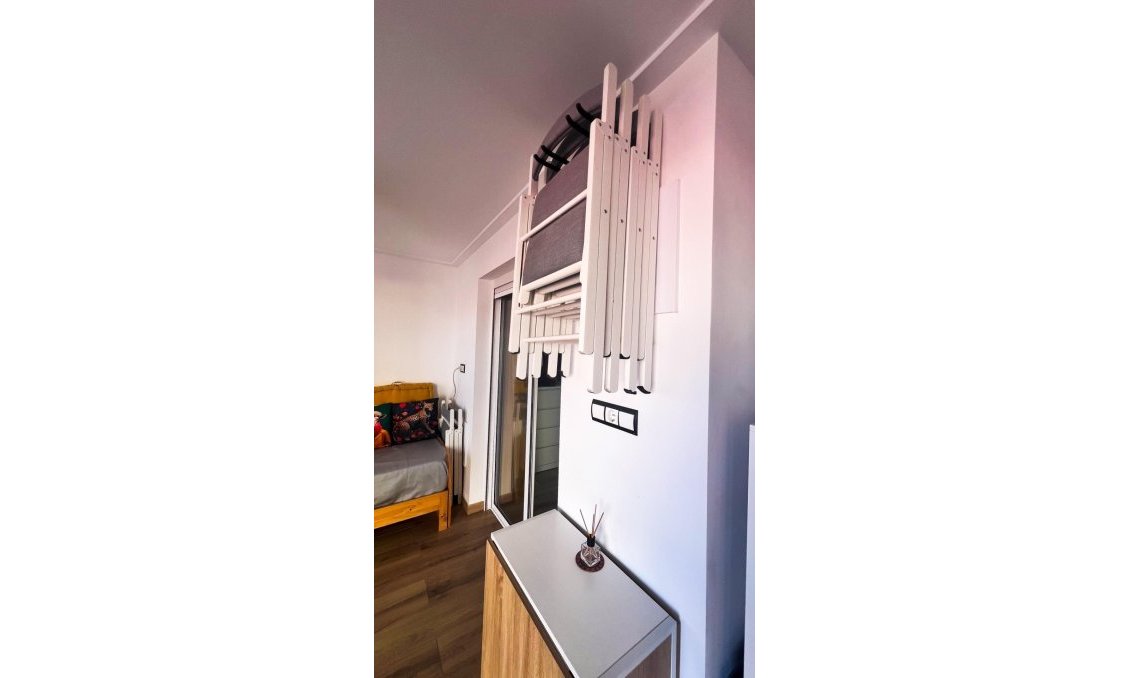 Wiederverkauf - Wohnung -
Torrevieja - La Veleta