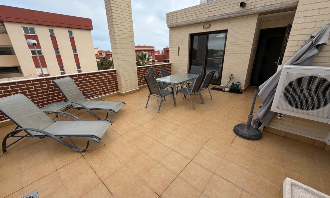Wiederverkauf - Duplex -
Orihuela Costa - Lomas de Cabo Roig