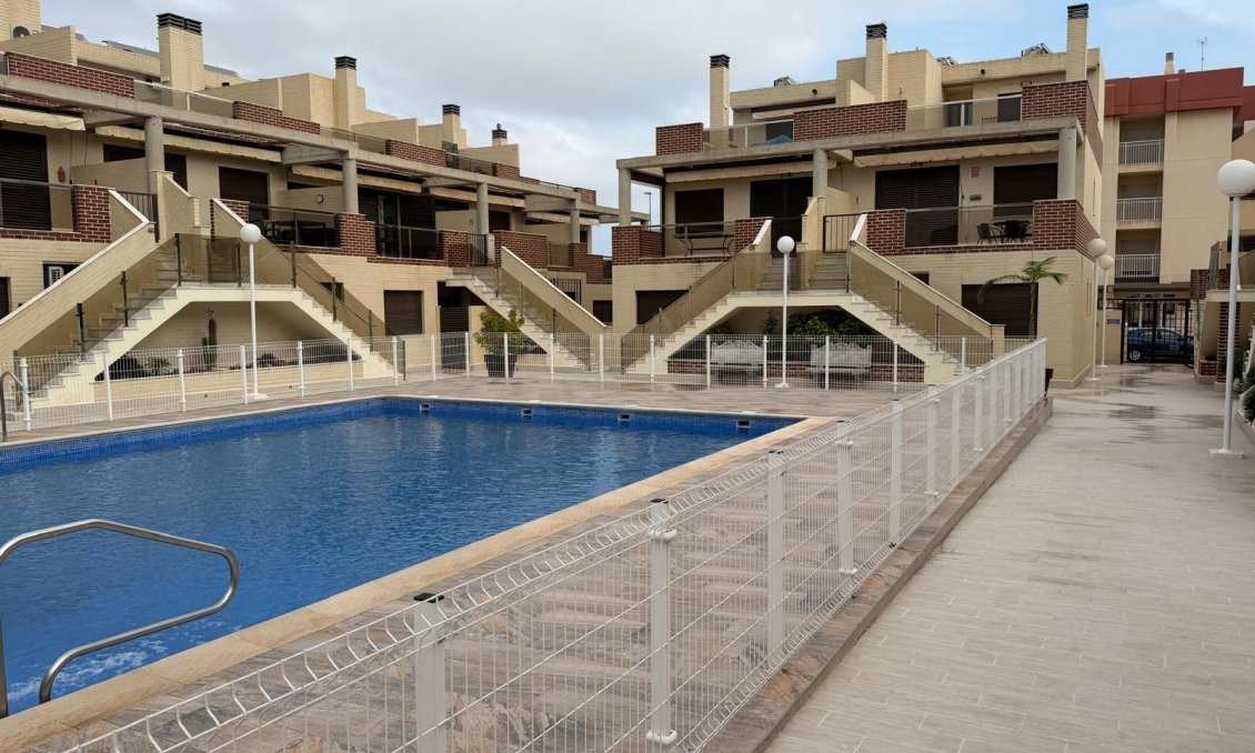 Wiederverkauf - Duplex -
Orihuela Costa - Lomas de Cabo Roig