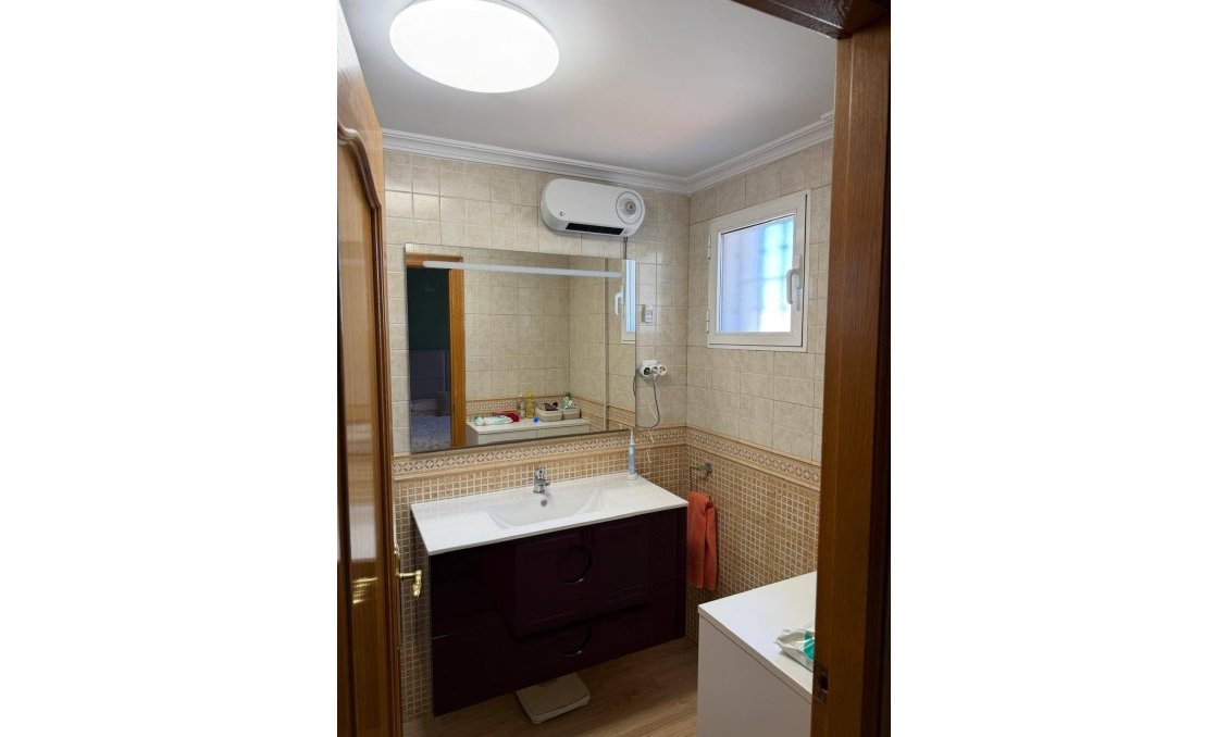 Resale - Townhouse -
San Javier - La Senda Del Recuerdo