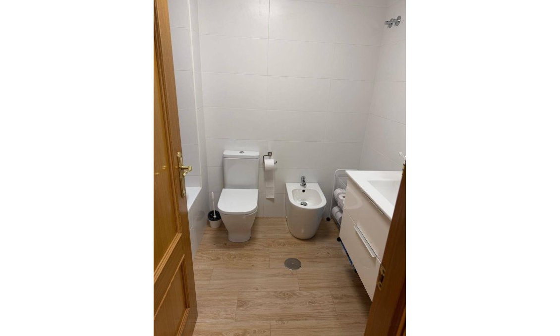 Resale - Townhouse -
San Javier - La Senda Del Recuerdo