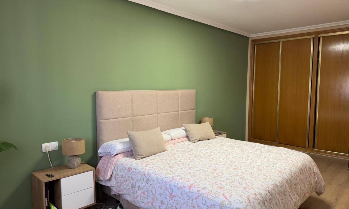 Resale - Townhouse -
San Javier - La Senda Del Recuerdo