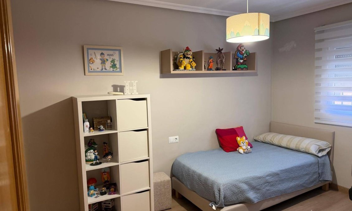Resale - Townhouse -
San Javier - La Senda Del Recuerdo