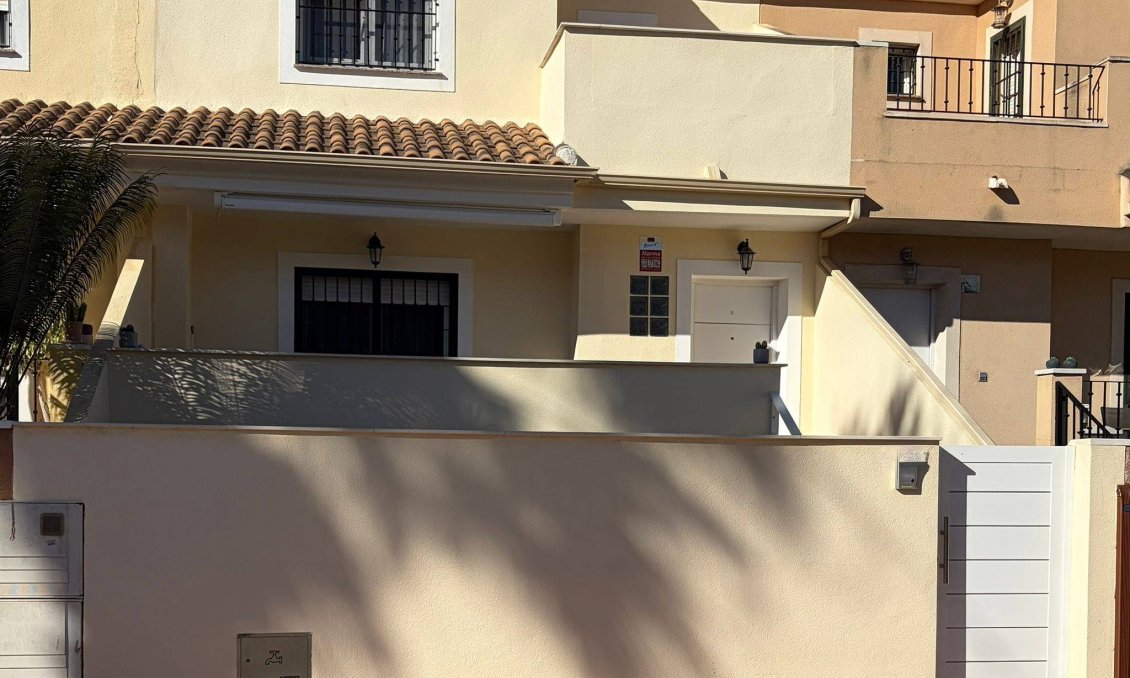 Resale - Townhouse -
San Javier - La Senda Del Recuerdo