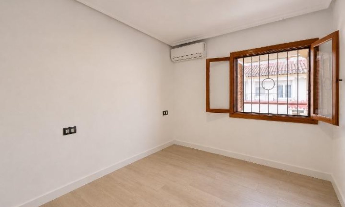 Wiederverkauf - Wohnung -
Torrevieja - Acequion