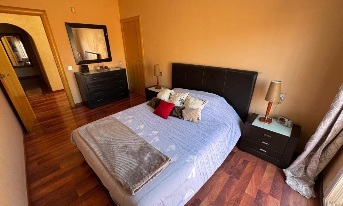Wiederverkauf - Villa -
Torrevieja - Zona Los Frutales